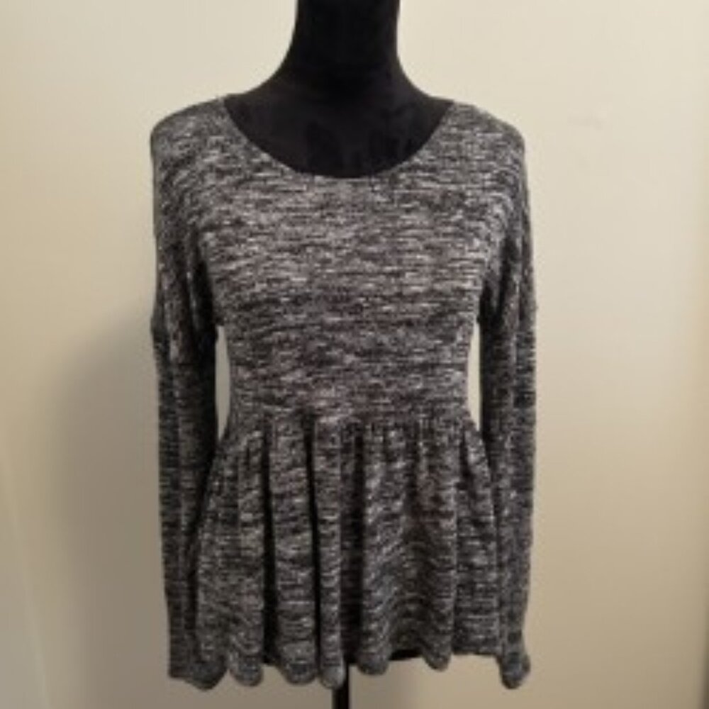 MAX STUDIO- SMALL- BLACK/IVORY